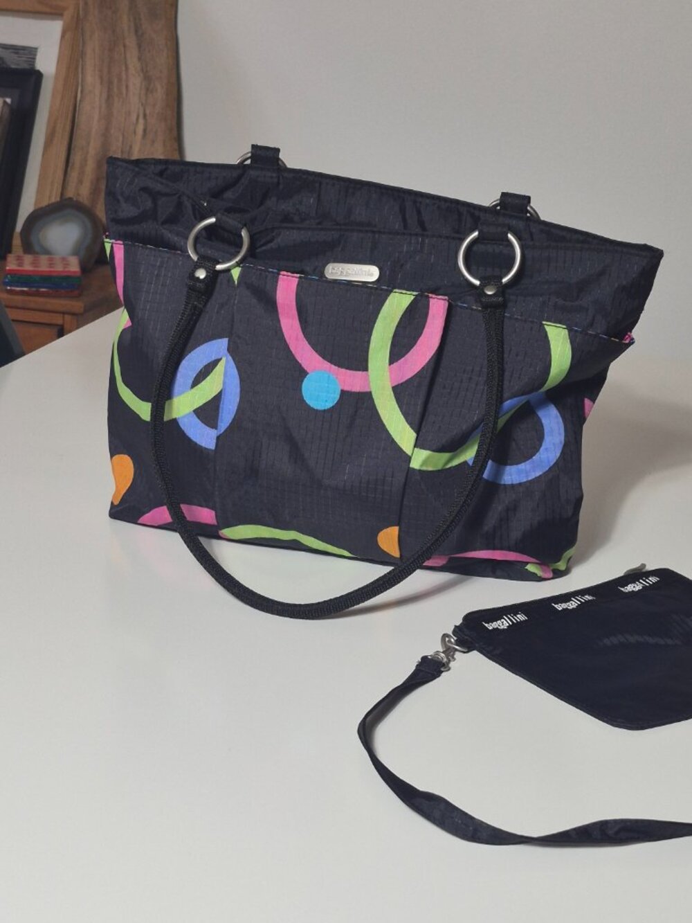 Baggallini Tote Bag Womens Black Geometric Circle Nylon Travel Wristlet